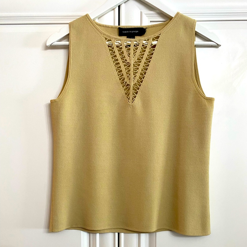 Cable & Gauge Sz Medium Tan Coloured Tank Top, Crocheted Cutout V at Chest